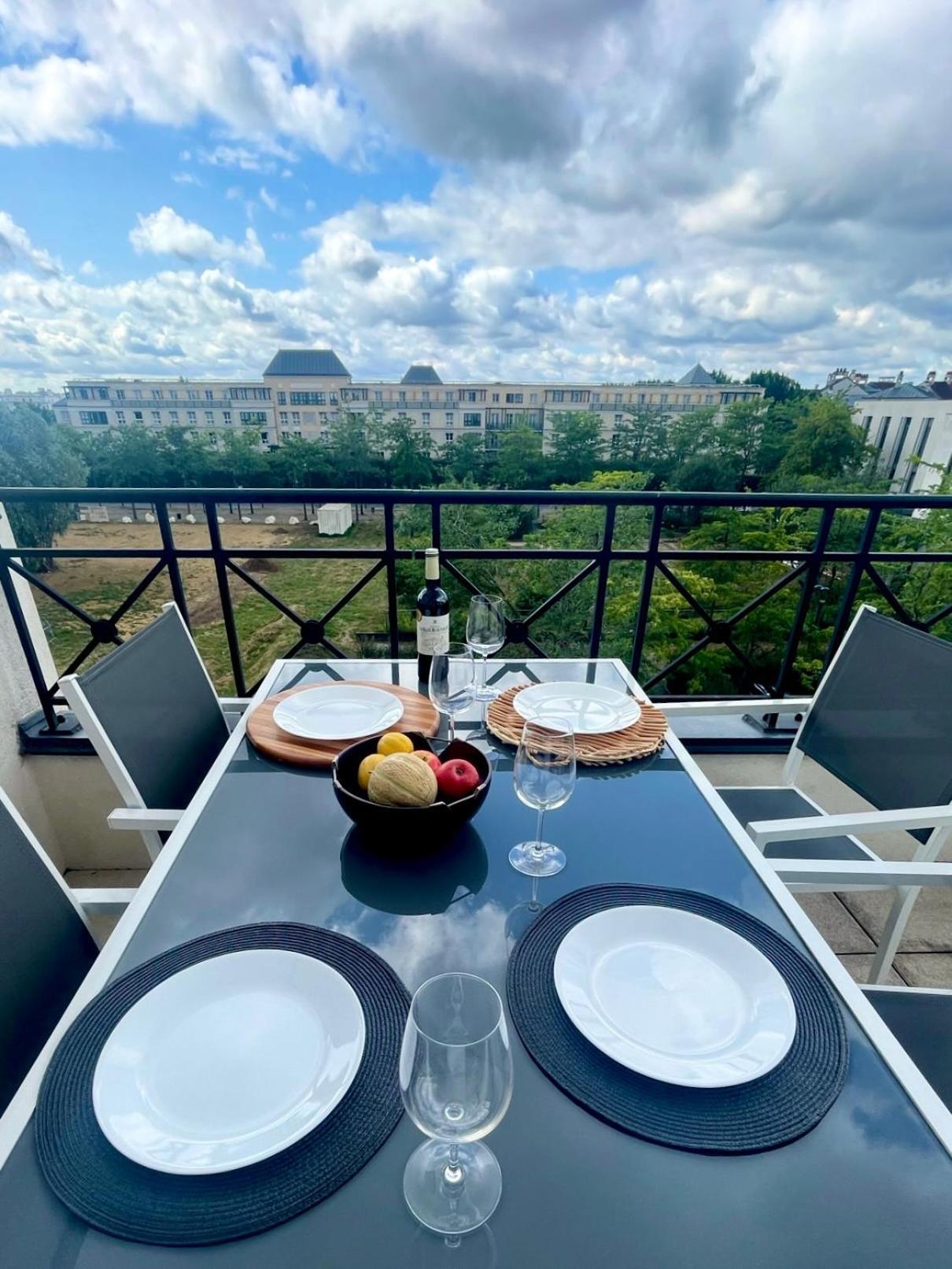 Family'S Appartement Disney Paris , 2 Parking Serris Bagian luar foto